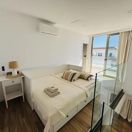 Apartament Blue Square Puerto de Santiago (Tenerife)